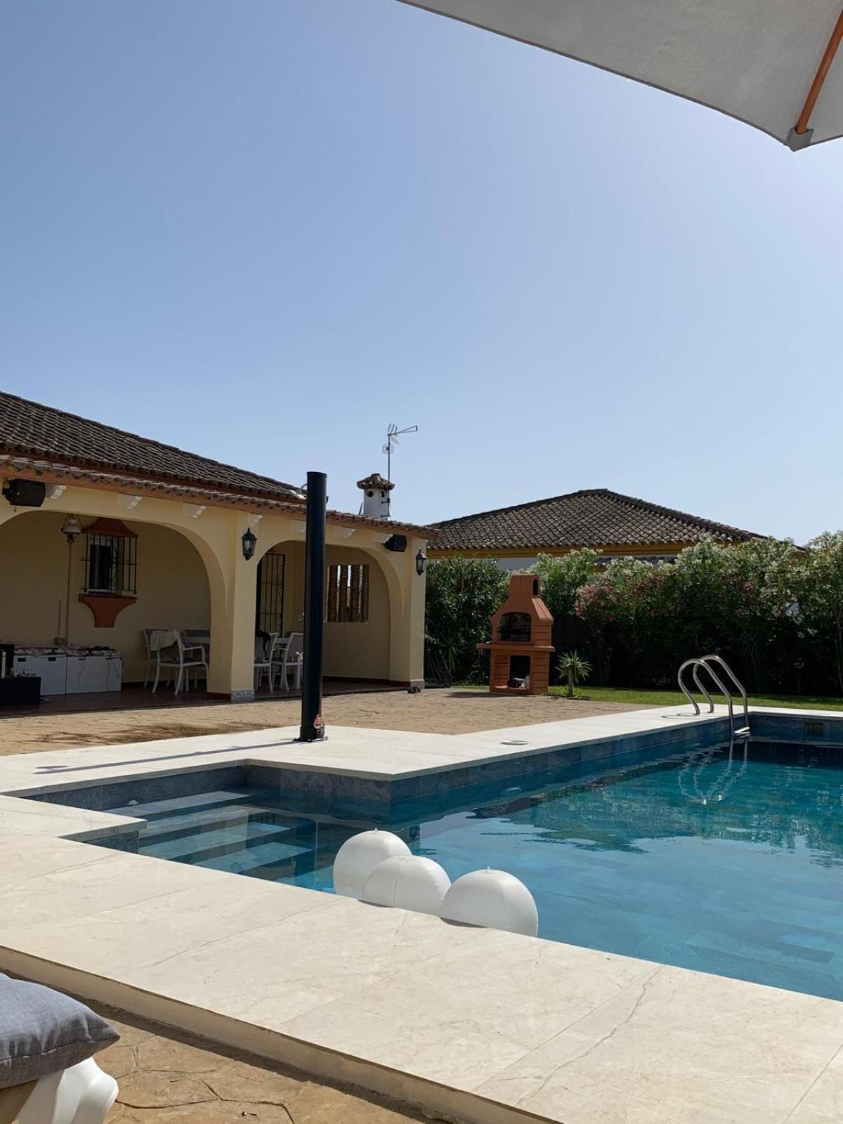 Traumhaus Fuer 6 Personen Mit Spektakulaerem Privaten Pool Und Schoenem Ausblick In Die Natur Hozanejos Ngoại thất bức ảnh